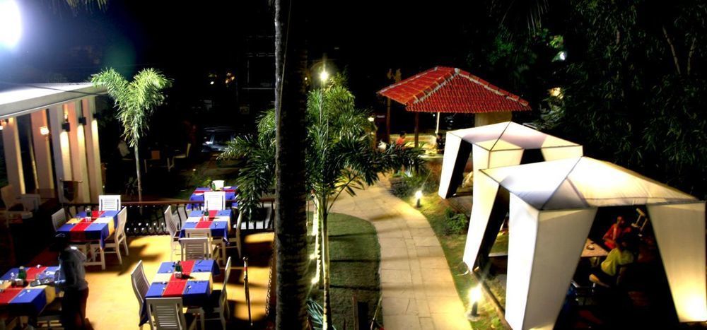 Paparazzi Resort Baga Ngoại thất bức ảnh